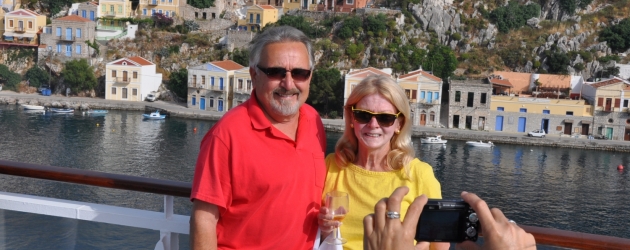 Lovely couple in Greek Islands tour
